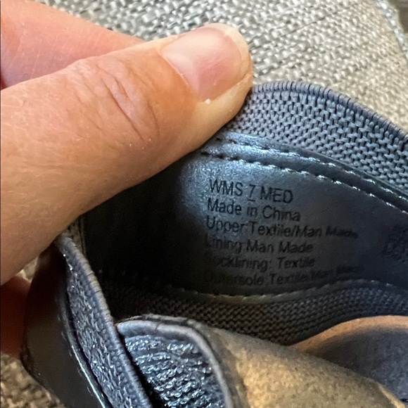 Croft & Barrow Silver Metallic Sandals  NEW - Picture 5 of 7